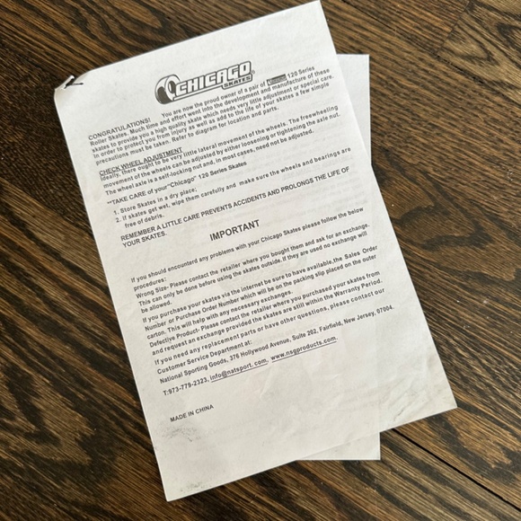 CHICAGO SKATES CRS120 Girls Junior Glitter Light Up Quad Roller Skate Size 1 - Picture 12 of 12